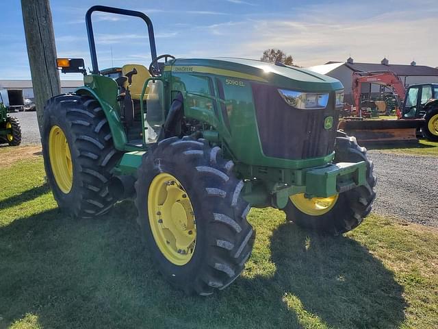 Image of John Deere 5090EL equipment image 2