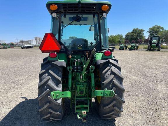 Image of John Deere 5090GN equipment image 3