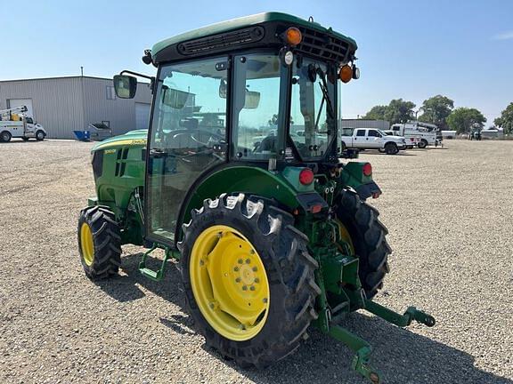 Image of John Deere 5090GV equipment image 2