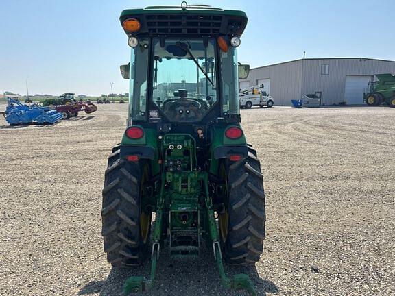 Image of John Deere 5090GV equipment image 3