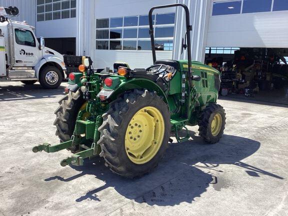 Image of John Deere 5090GV equipment image 4