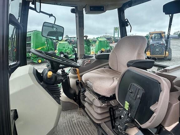 Image of John Deere 5090M equipment image 3