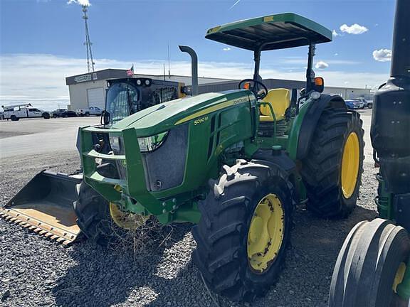 Image of John Deere 5090M equipment image 1