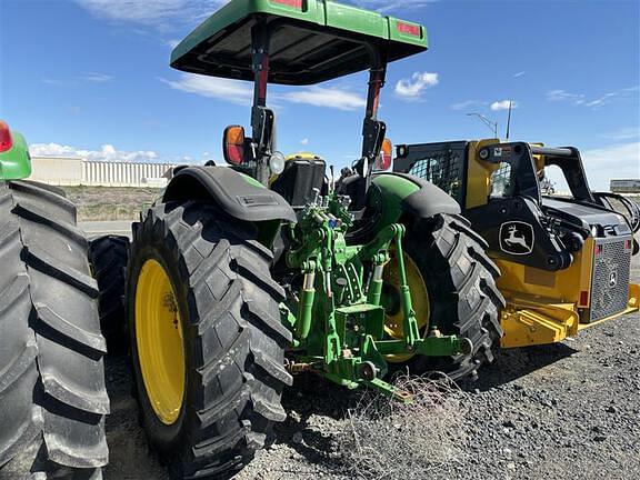 Image of John Deere 5090M equipment image 2