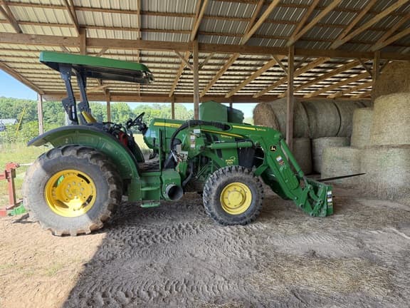 Image of John Deere 5090M equipment image 2