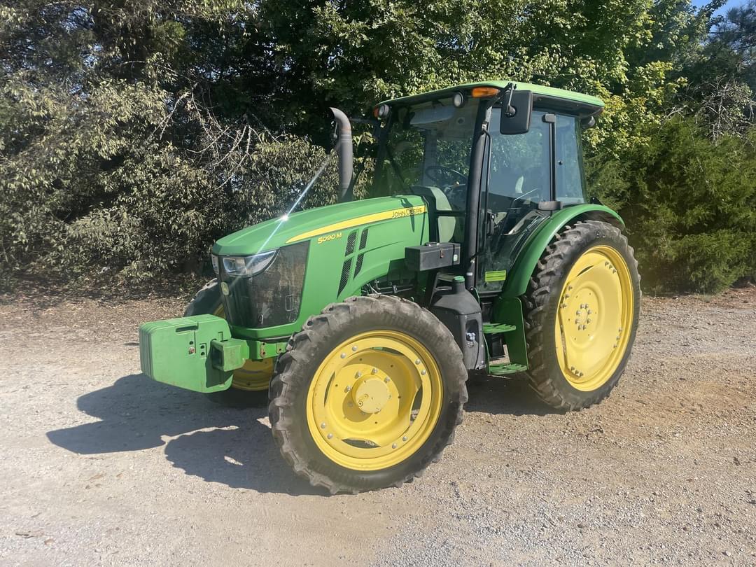 Image of John Deere 5090M Primary image