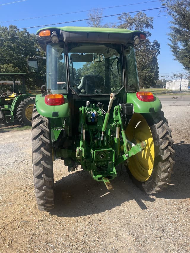 Image of John Deere 5090M equipment image 4