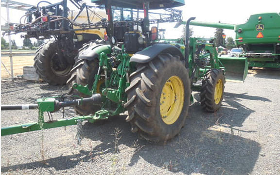 Image of John Deere 5090M equipment image 3