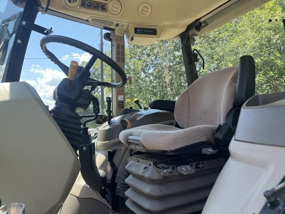 Image of John Deere 5090M equipment image 4