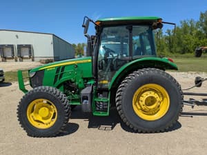 2019 John Deere 5090M Image