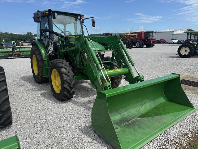 Image of John Deere 5090M equipment image 2