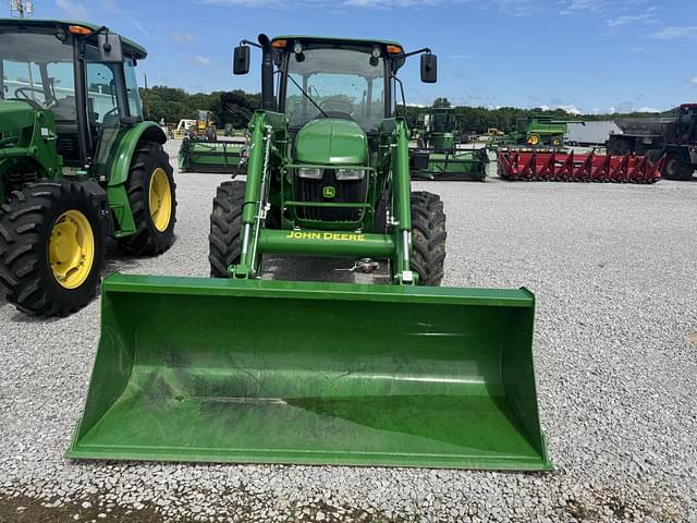 Image of John Deere 5090M equipment image 1