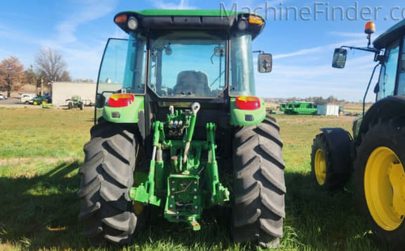 Image of John Deere 5090M equipment image 2