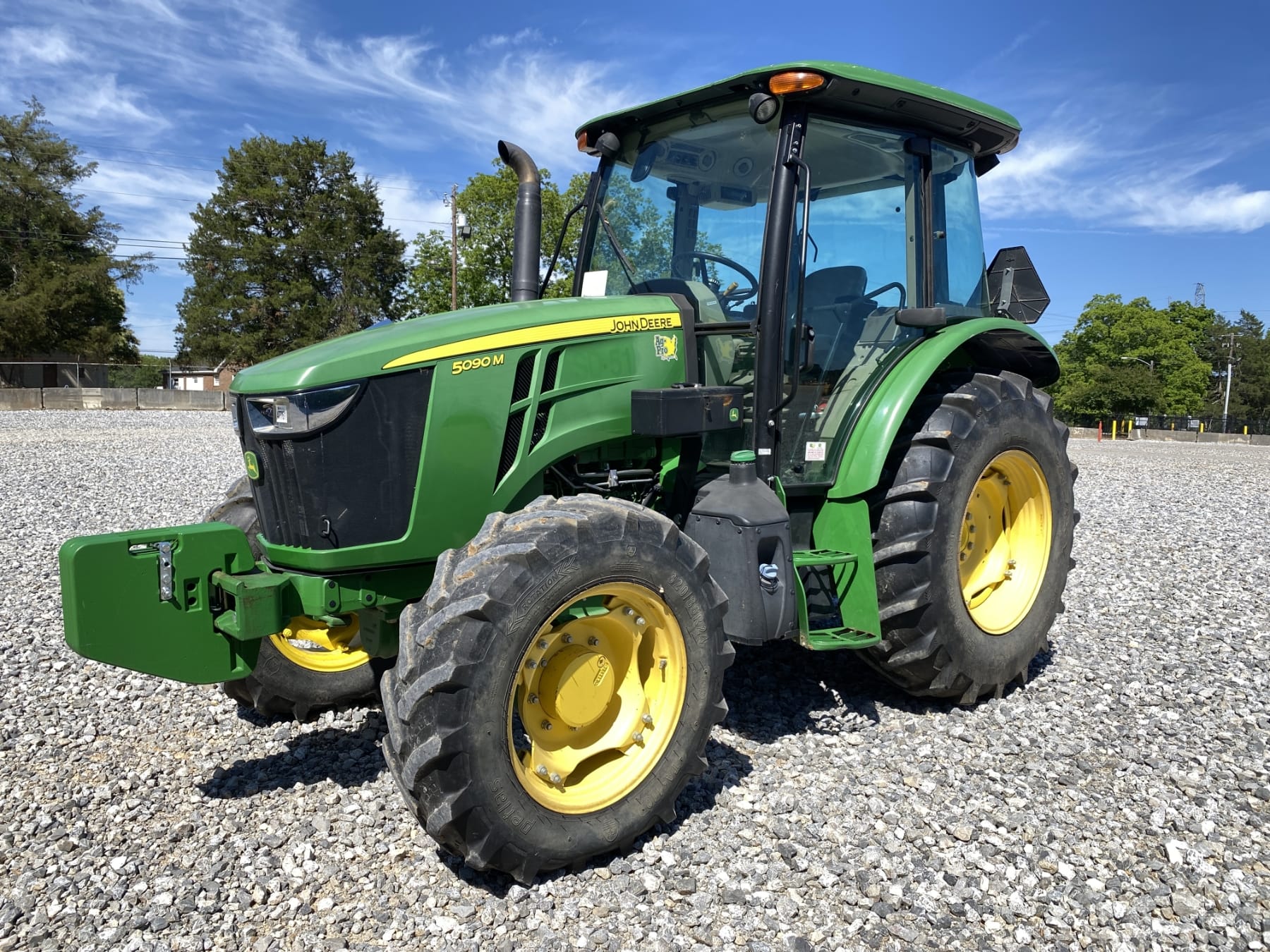 2019 John Deere 5090M Equipment Image0