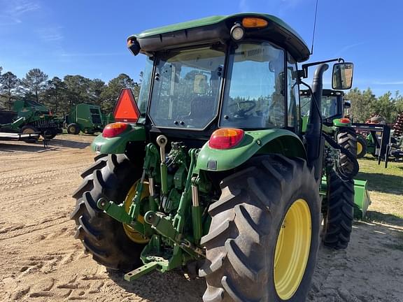 Image of John Deere 5090M equipment image 2