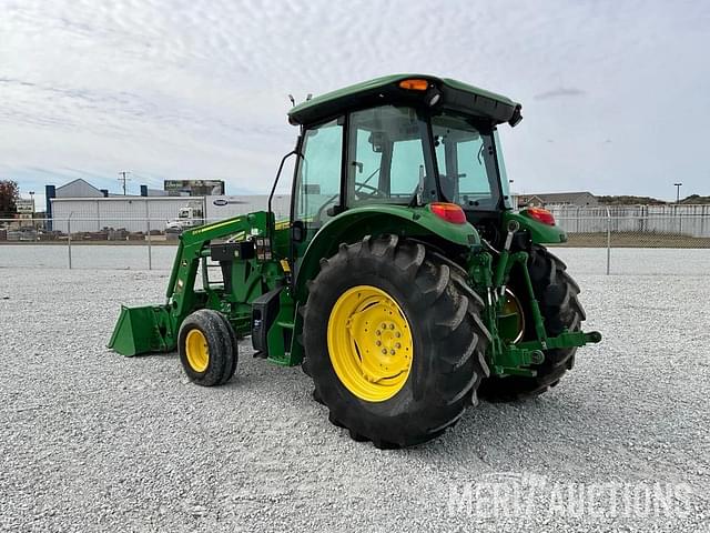 Image of John Deere 5090M equipment image 2