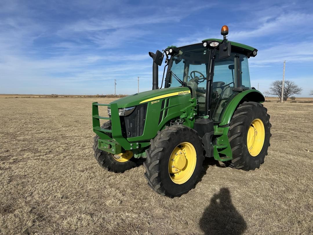 Image of John Deere 5090R Primary image