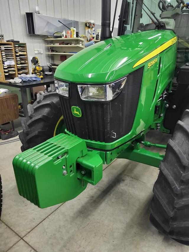 Image of John Deere 5090R equipment image 3