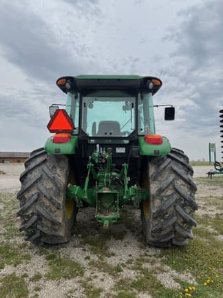 Image of John Deere 5100E equipment image 2