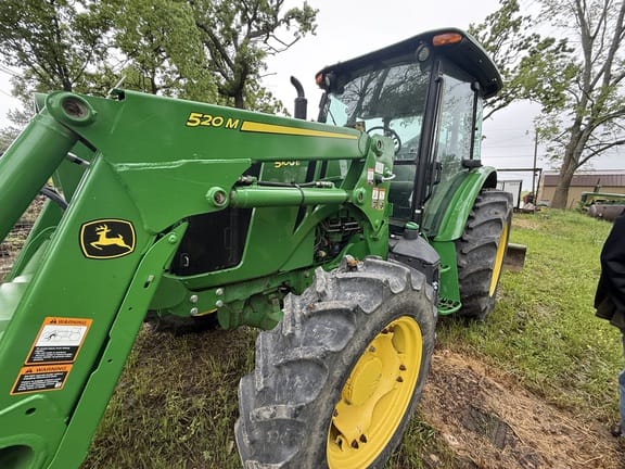 2019 John Deere 5100E Equipment Image0