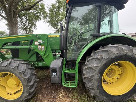 Image of John Deere 5100E equipment image 1