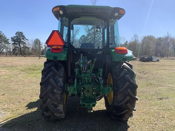 Image of John Deere 5100E equipment image 4