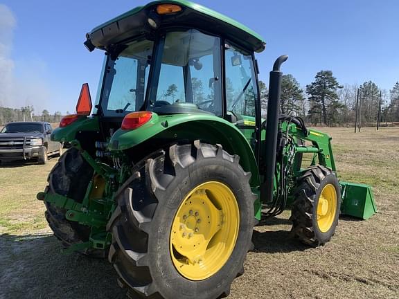 Image of John Deere 5100E equipment image 2