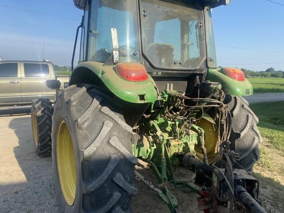 Image of John Deere 5100E equipment image 2