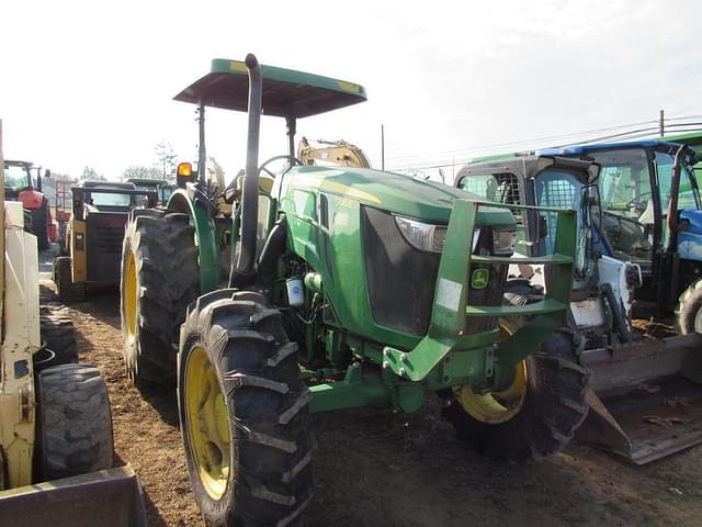 Image of John Deere 5100E equipment image 2