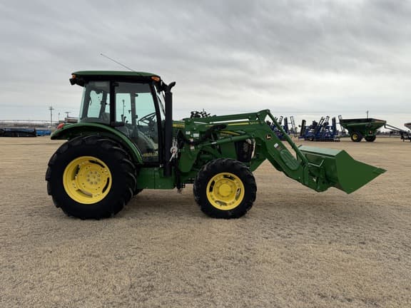 Image of John Deere 5100E equipment image 4