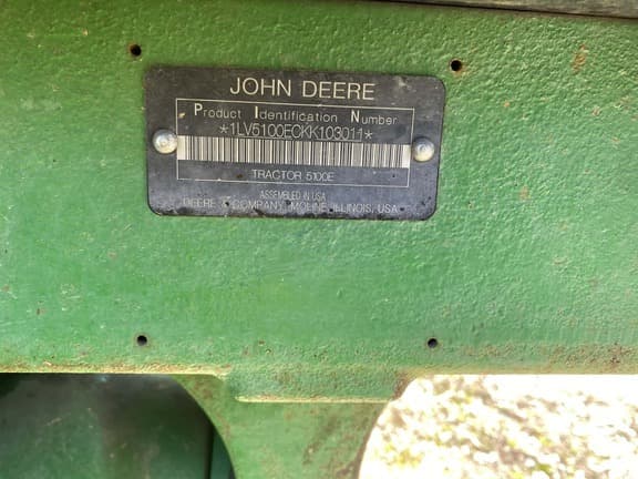 Image of John Deere 5100E equipment image 4