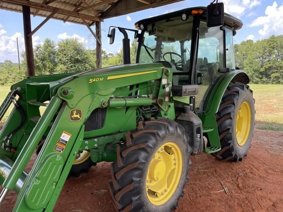 Image of John Deere 5100E equipment image 2