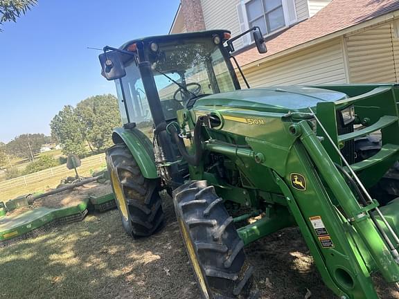 Image of John Deere 5100E equipment image 3