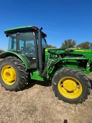 Image of John Deere 5100E equipment image 3