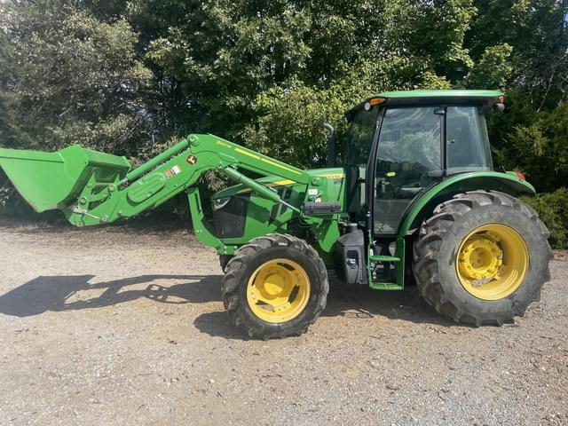 Image of John Deere 5100E equipment image 3