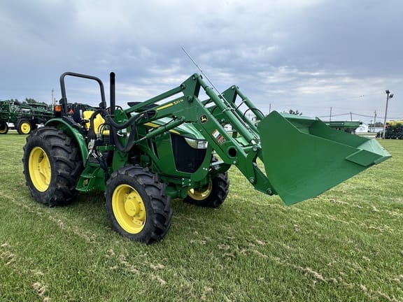 2019 John Deere 5100E Equipment Image0
