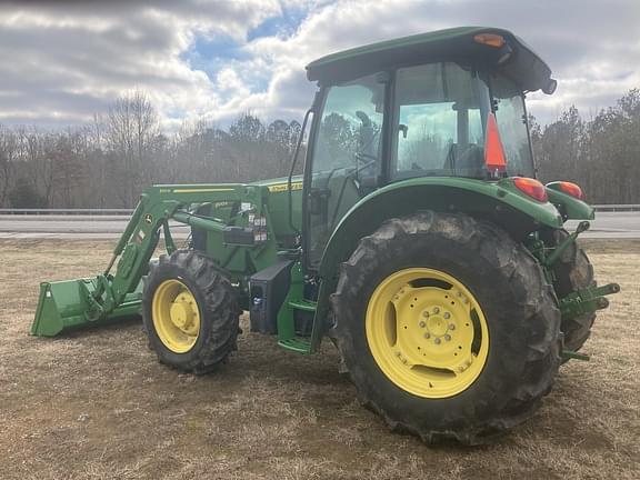 Image of John Deere 5100E equipment image 3