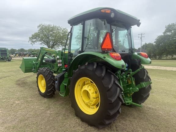 Image of John Deere 5100E equipment image 4