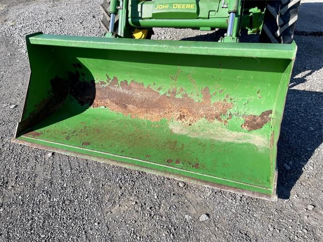 Image of John Deere 5100E equipment image 3