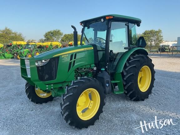 Image of John Deere 5100E equipment image 1