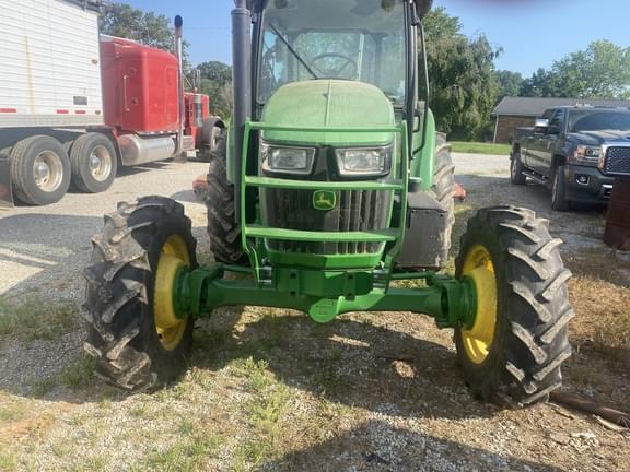 Image of John Deere 5100E equipment image 1