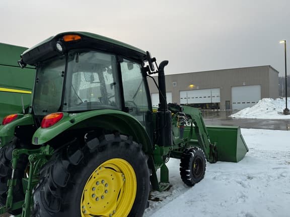 Image of John Deere 5100M equipment image 3