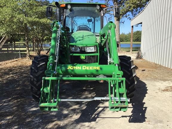 Image of John Deere 5100M equipment image 3