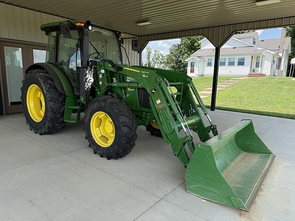 Image of John Deere 5100M equipment image 2