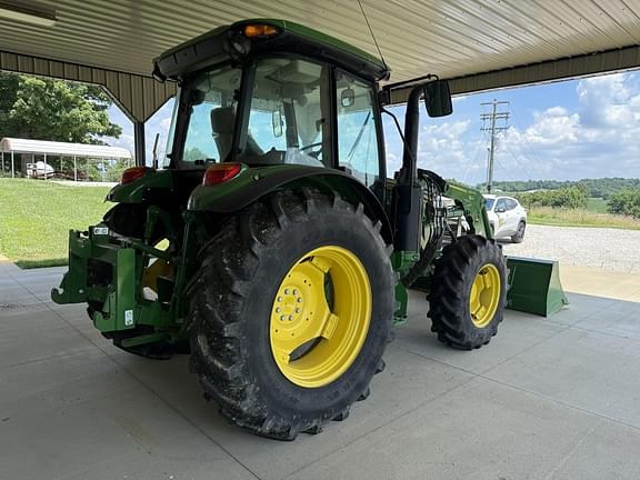 Image of John Deere 5100M equipment image 3