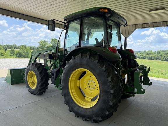 Image of John Deere 5100M equipment image 4