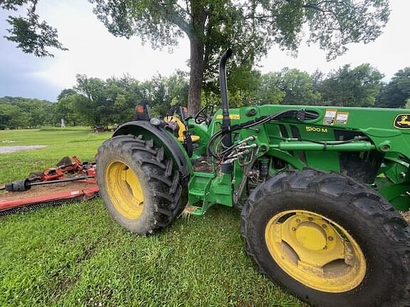 Image of John Deere 5100M equipment image 2