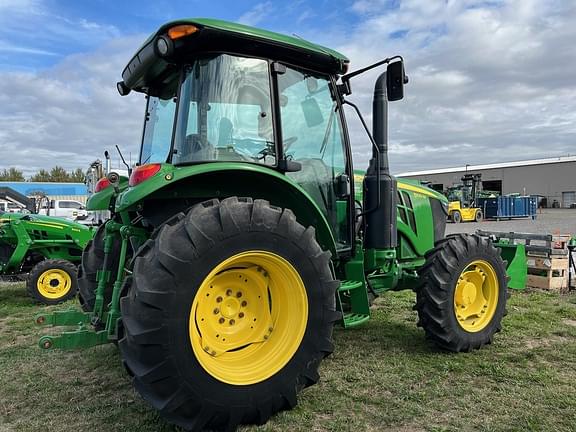 Image of John Deere 5100M equipment image 2