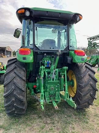 Image of John Deere 5100M equipment image 1