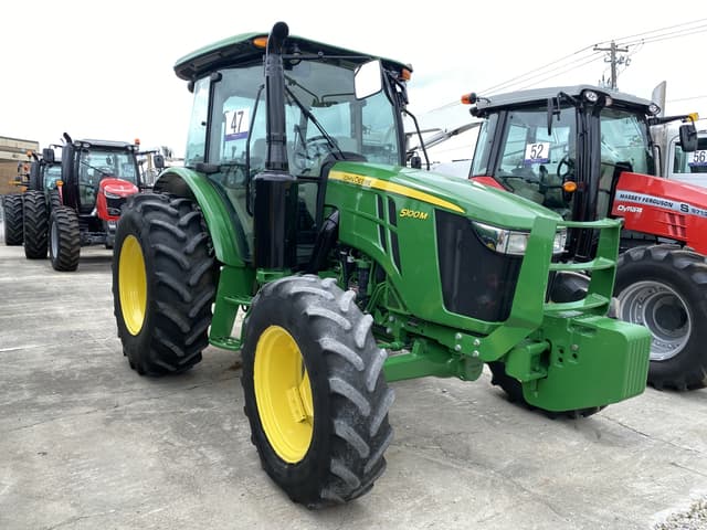 Image of John Deere 5100M equipment image 3